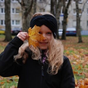 Musta värvi UNI suuruses peapael